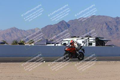 media/Nov-06-2023-Moto Forza (Mon) [[ce023d0744]]/4-Beginner Group/Session 4 (Finish Line Checker)/